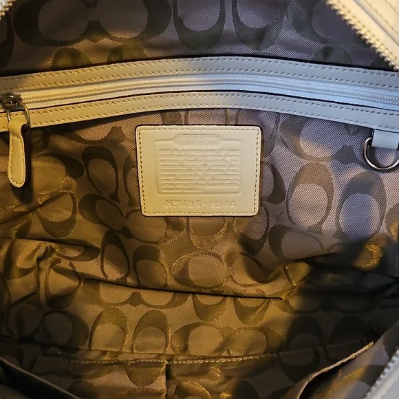 Coach Cream Soho Hampton Shoulder Bag